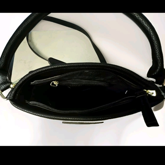 Liz Claiborne NWT Maddie Bucket Crossbody Shoulder Handbag Purse Tan & Black - Picture 5 of 13